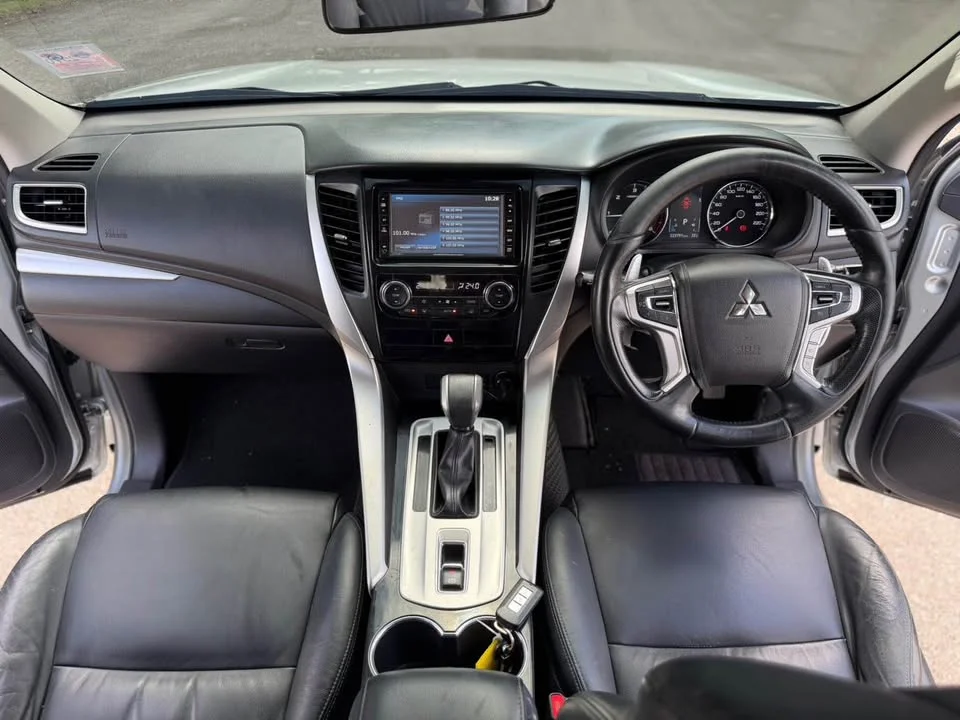 2016 Mitsubishi Pajero Sport III 3