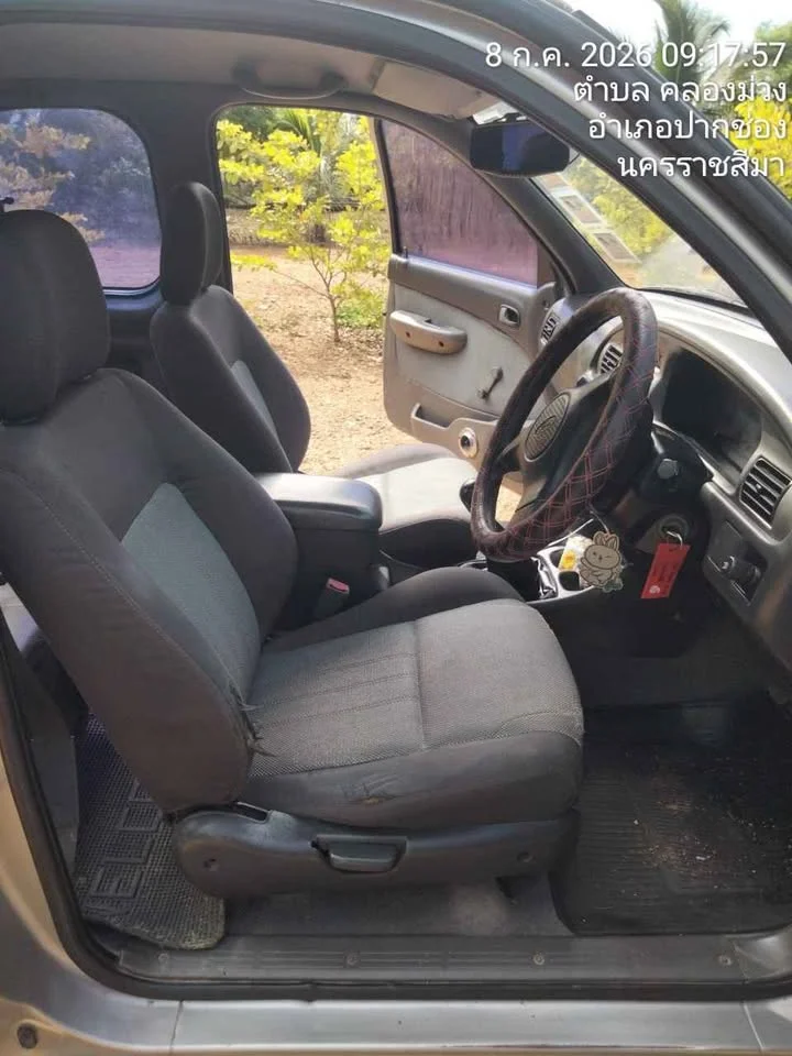 2005 Mazda 2500 Fighter V 3