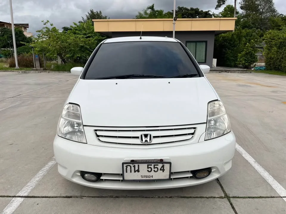 2004 Honda Stream I 2