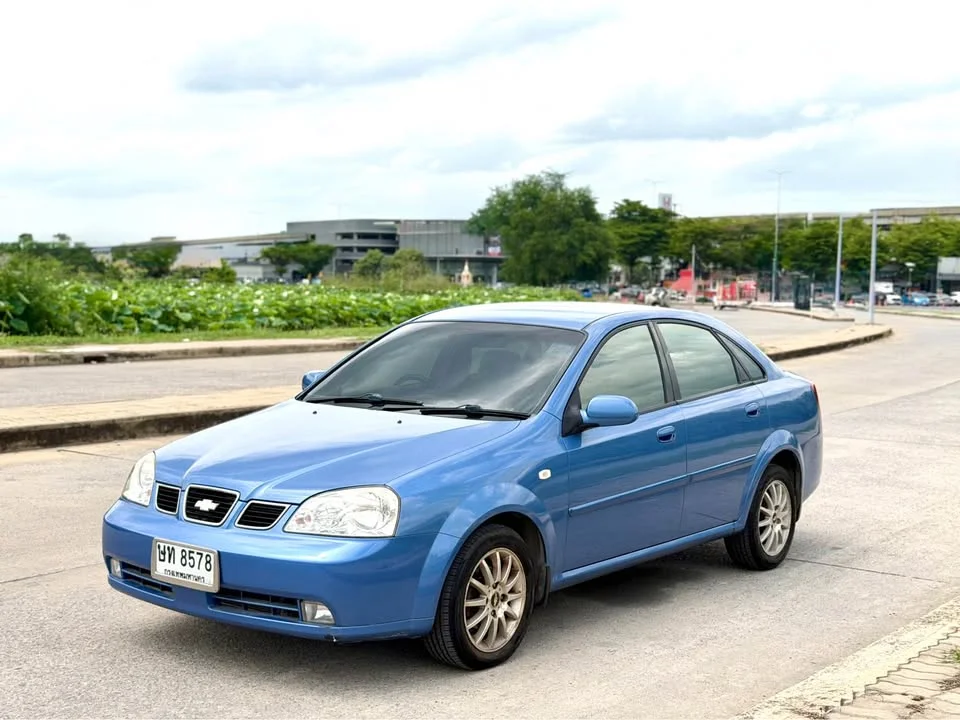 2005 Chevrolet Optra 3
