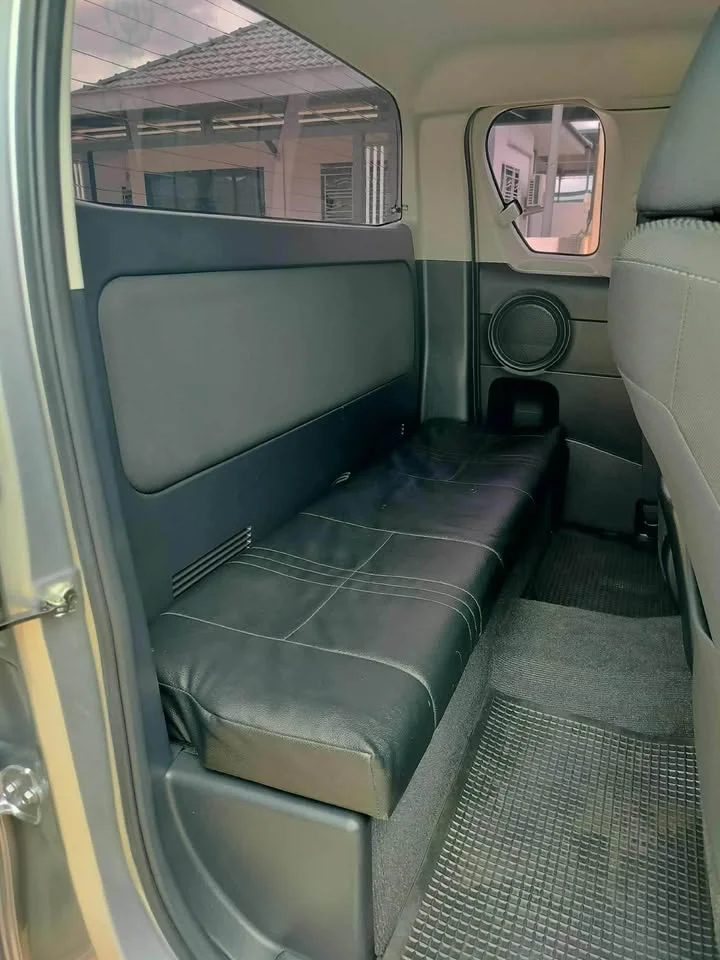 2021 Toyota Hilux VIII 3