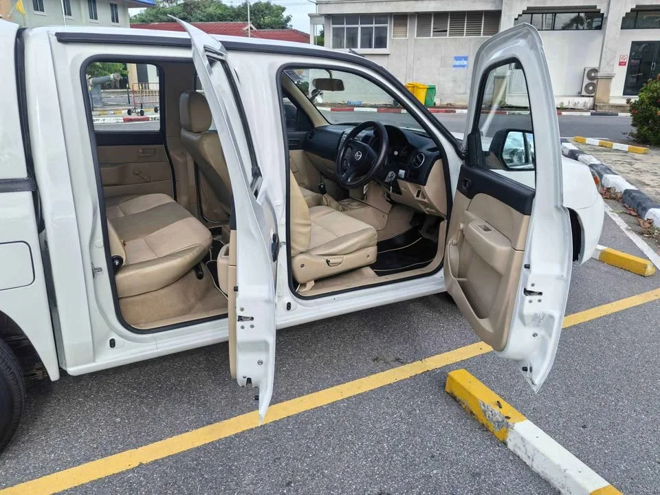 2010 Mazda BT-Series I 3