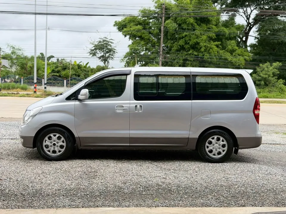 2010 Hyundai H-1 II 2