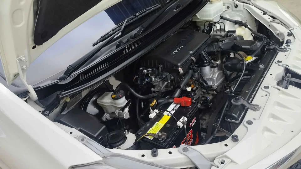 2013 Toyota Avanza II 2