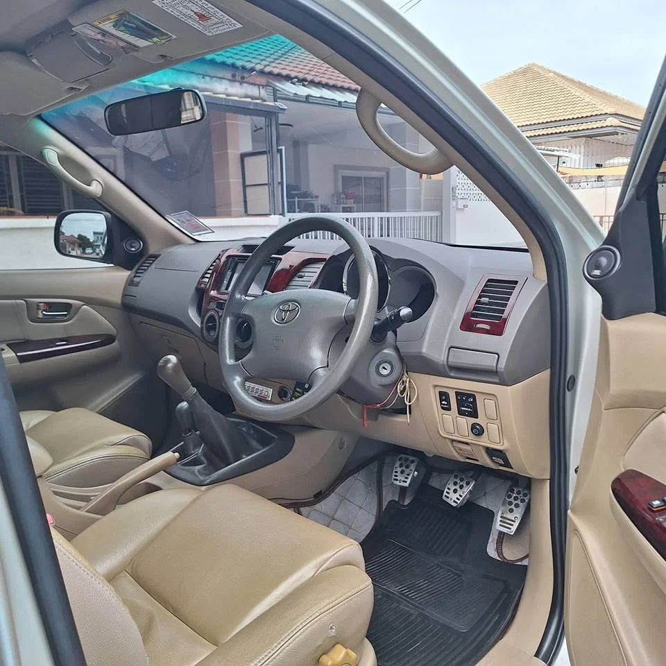 2009 Toyota Fortuner I 2