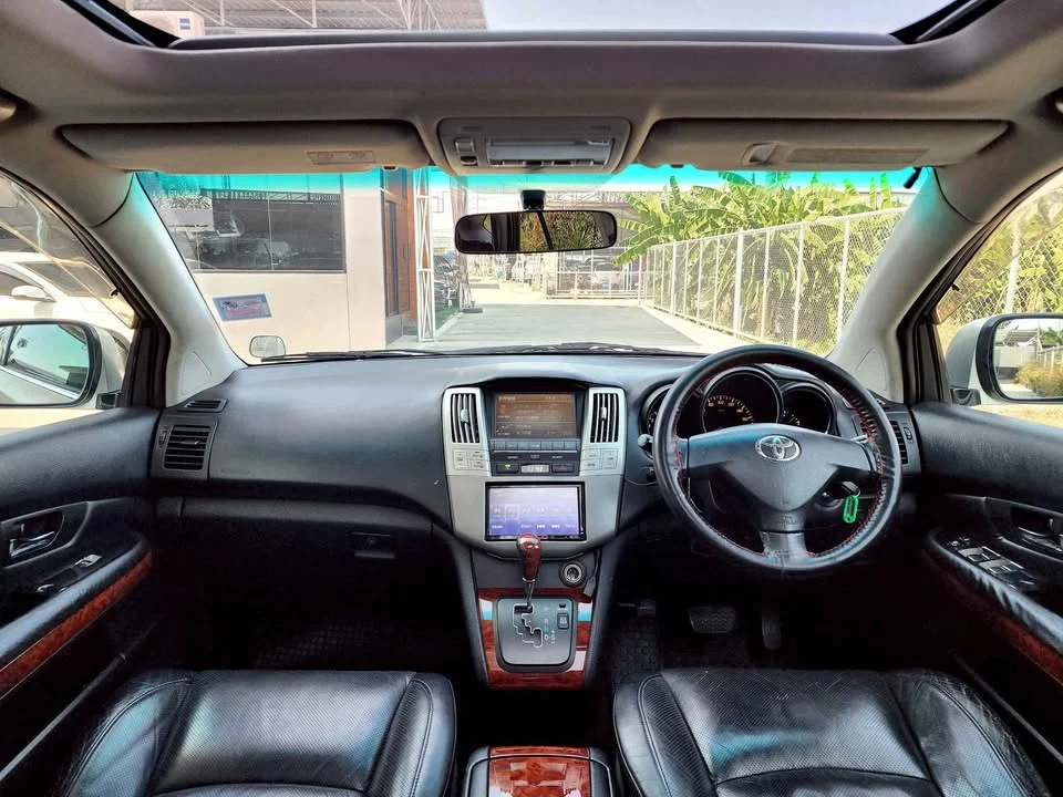 2005 Toyota Harrier II 3
