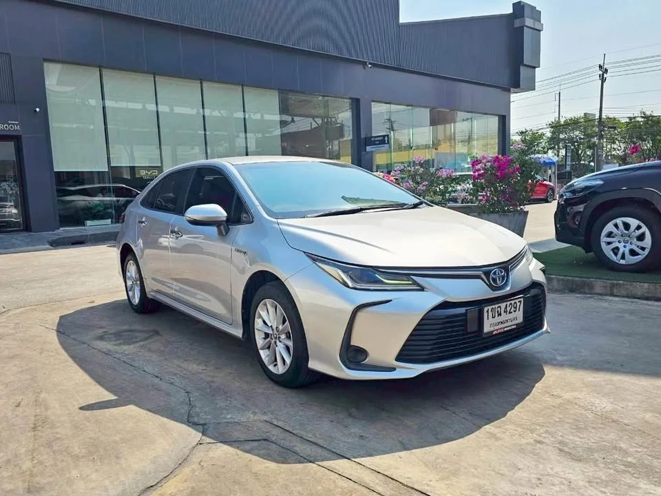 2020 Toyota Corolla Altis XII (E210) 3
