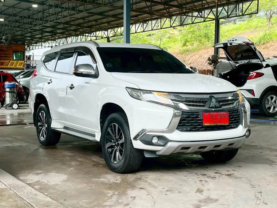 2018 Mitsubishi Pajero Sport III 2