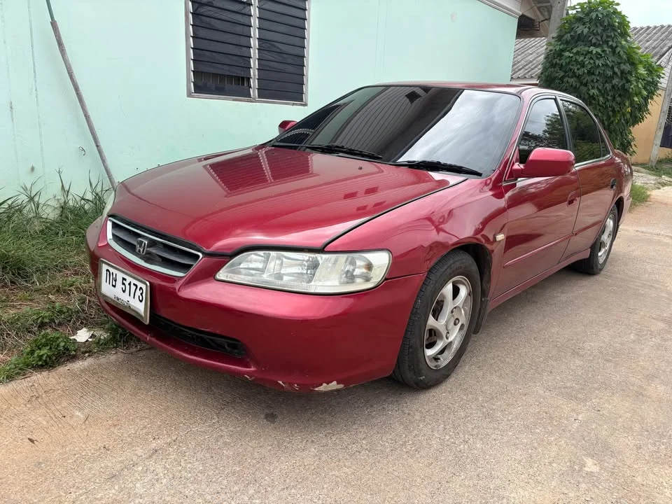 1998 Honda Accord VI 2