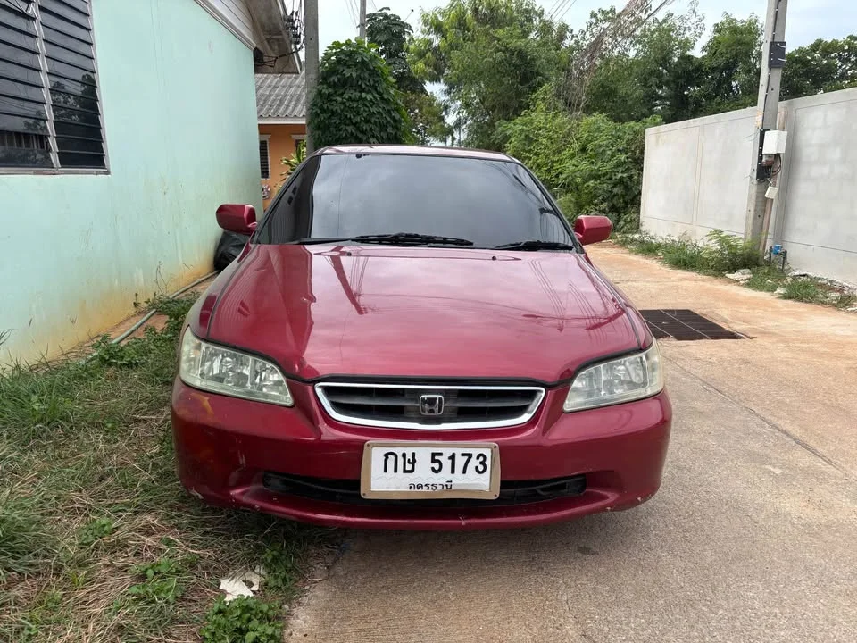 1998 Honda Accord VI 3