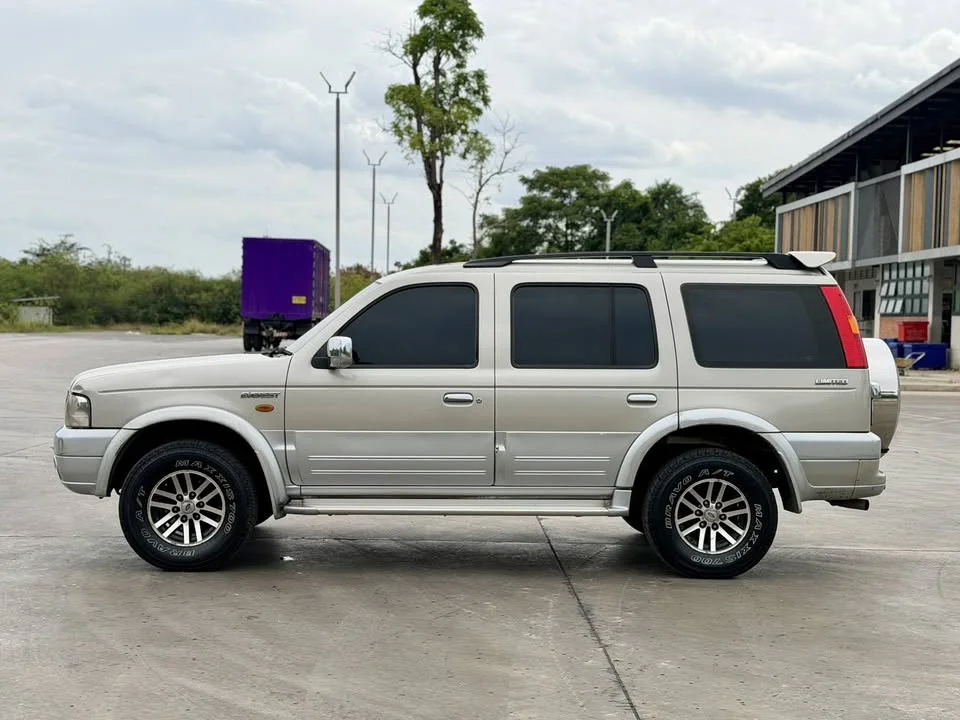 2005 Ford Everest I 2