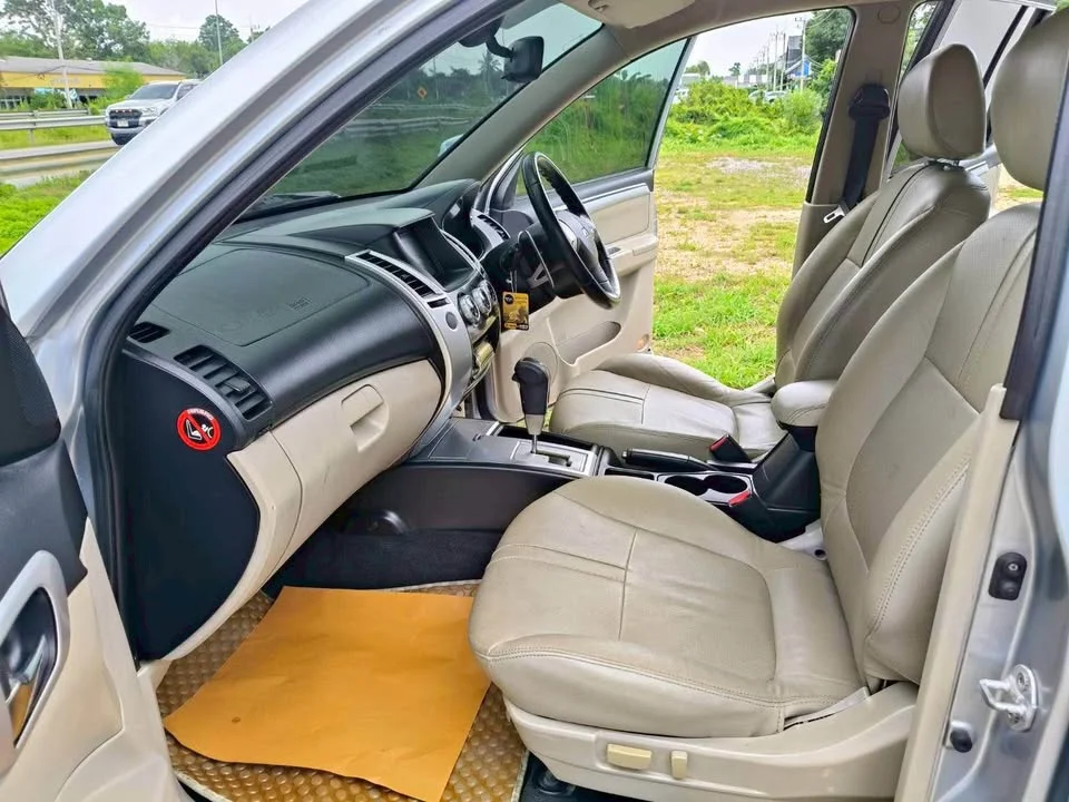 2013 Mitsubishi Pajero Sport II 3