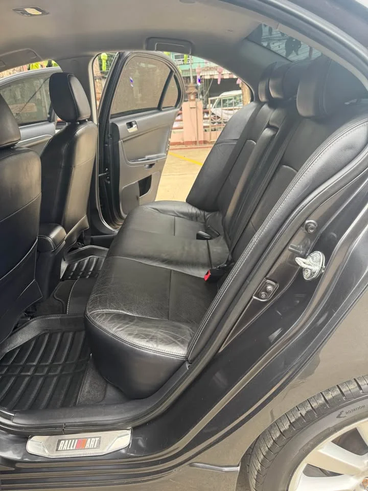 2010 Mitsubishi Lancer IX 3