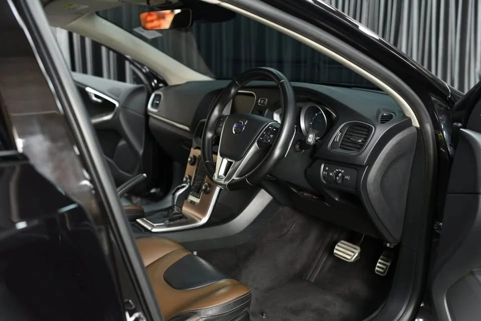 2017 Volvo V40 II 2