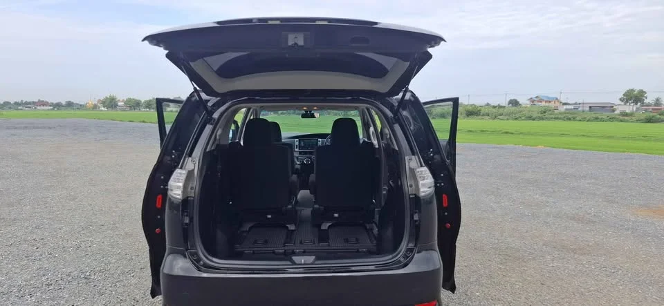 2010 Toyota Estima III 3