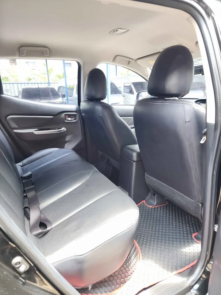 2015 Mitsubishi Triton V 3