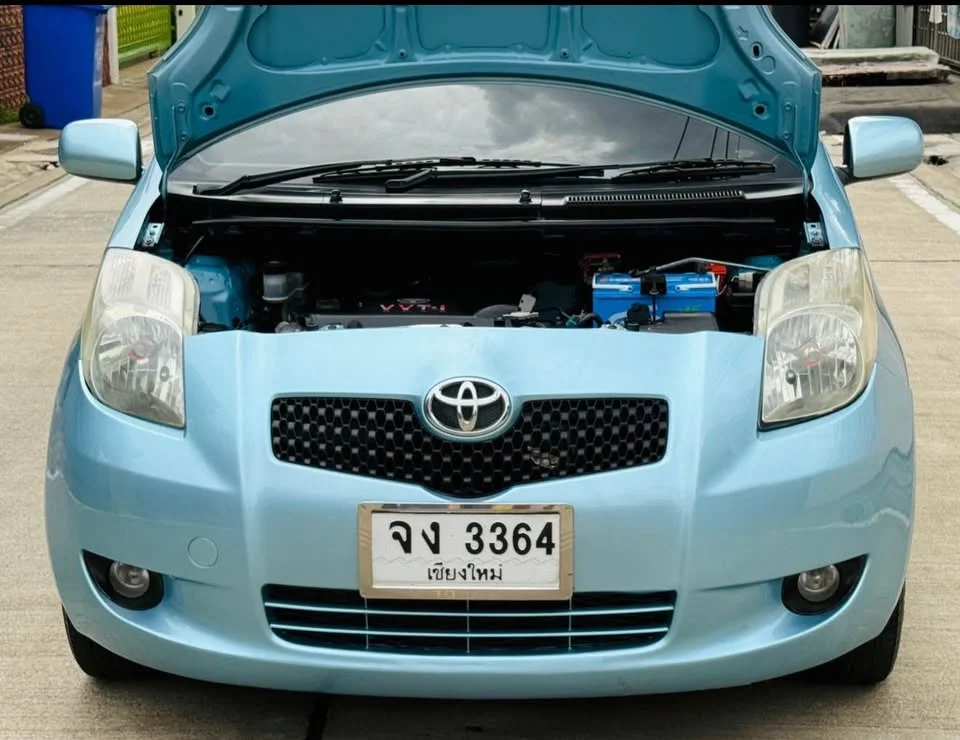2006 Toyota Yaris II 2