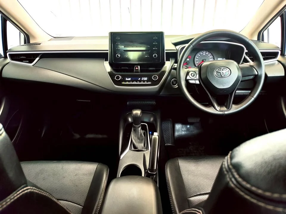 2020 Toyota Corolla Altis XII (E210) 3