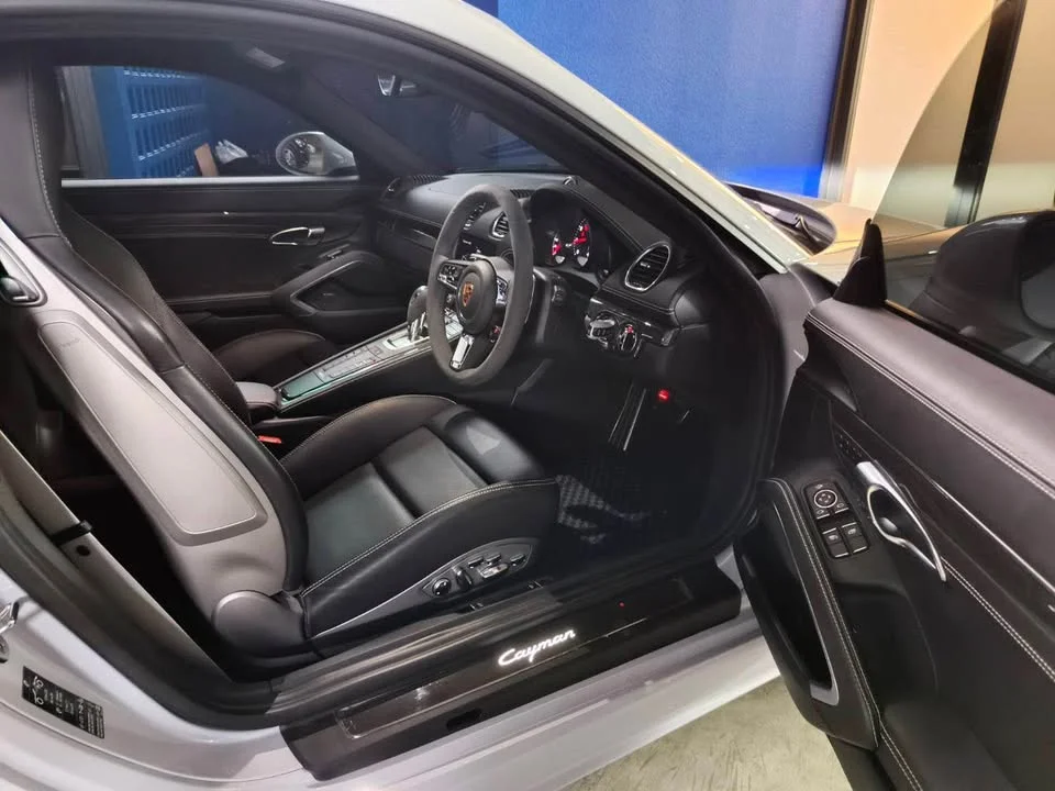 2026 Porsche 718 Boxster and Cayman IV 3
