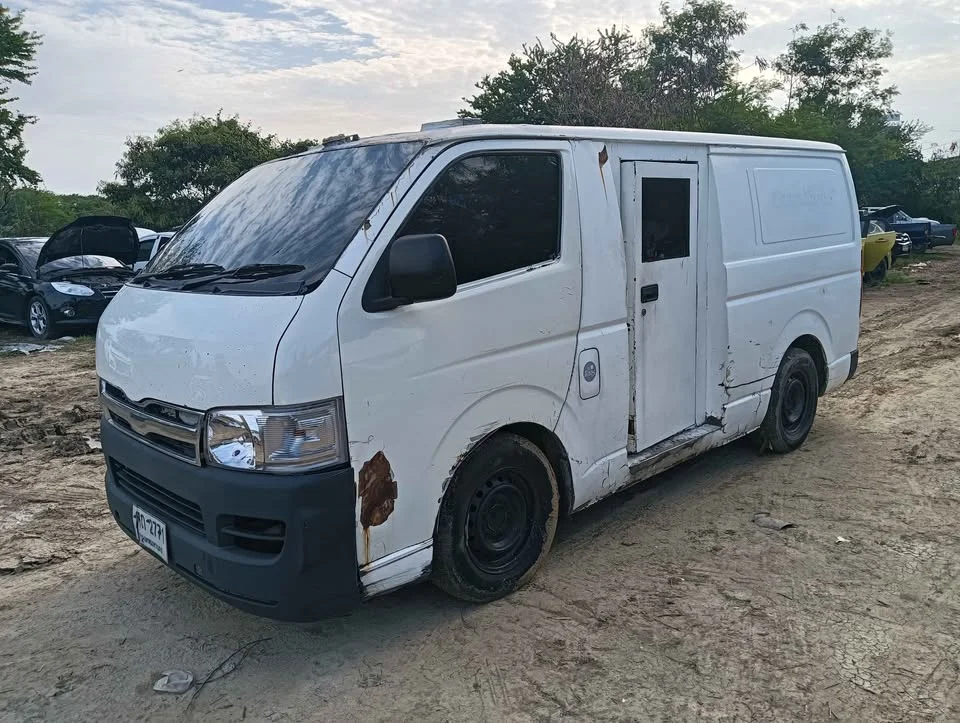 2006 Toyota HiAce V (H200) 3