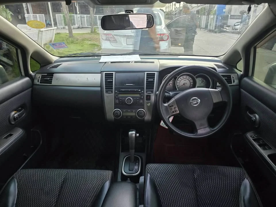 2010 Nissan Tiida I (C11) 3
