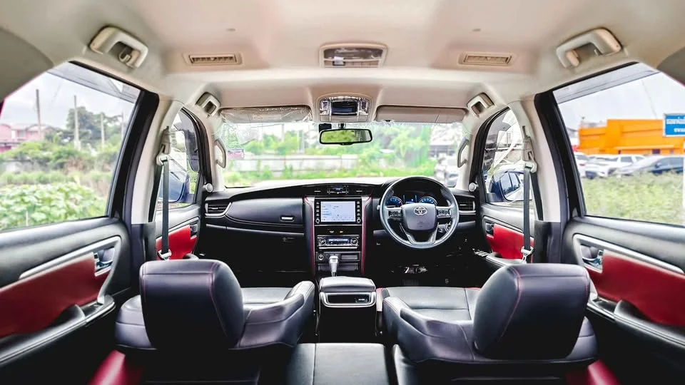 2022 Toyota Fortuner II 3