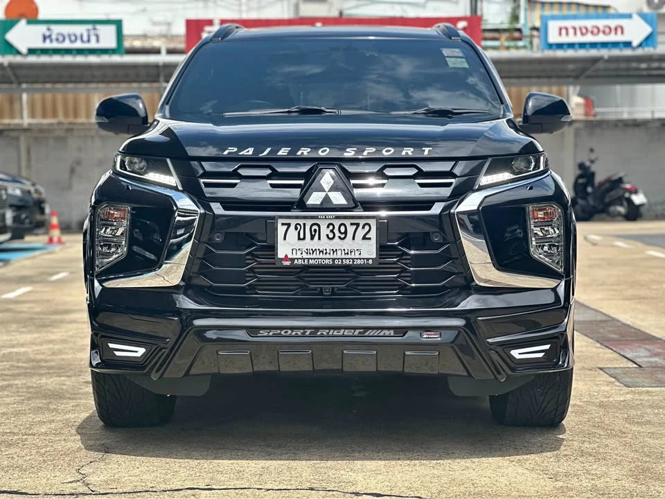 2024 Mitsubishi Pajero Sport III 2