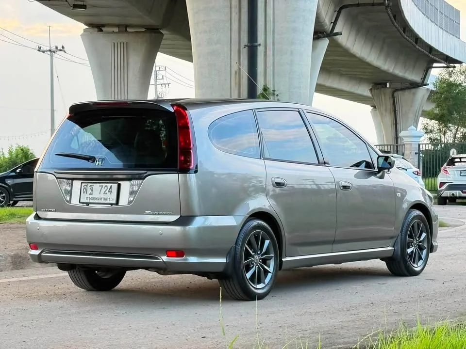 2006 Honda Stream I 2
