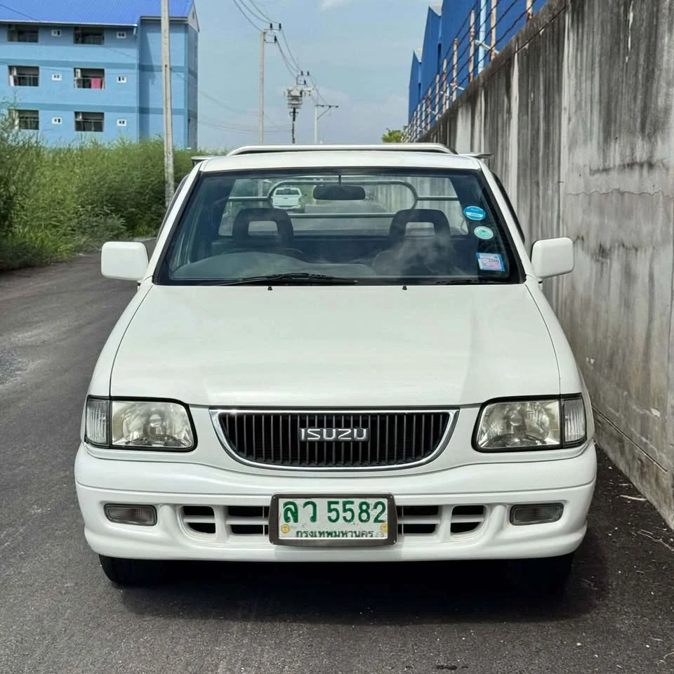 2000 Isuzu Faster Dragon Eyes III 2