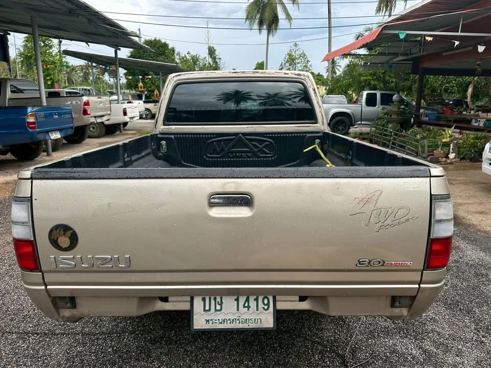 2001 Isuzu Faster Dragon Eyes III 2