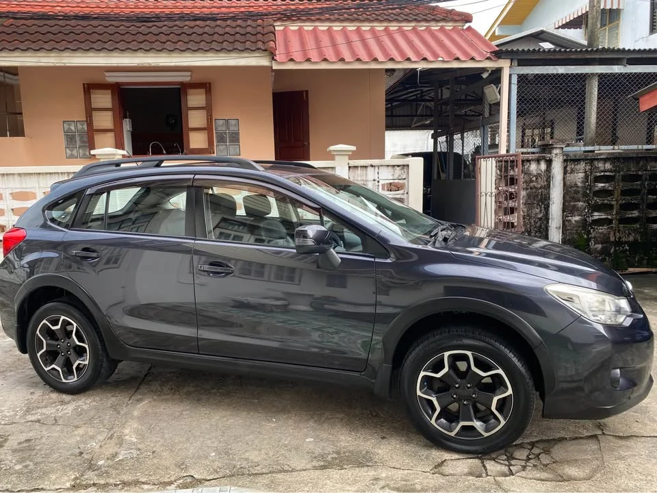 2013 Subaru XV I 2