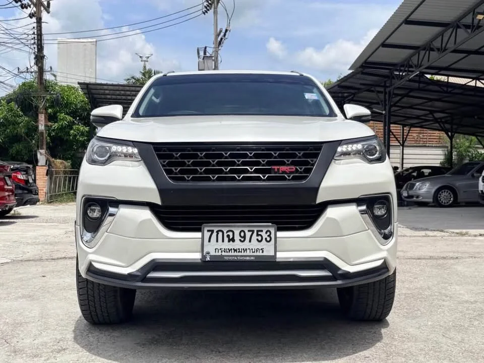 2018 Toyota Fortuner II 2