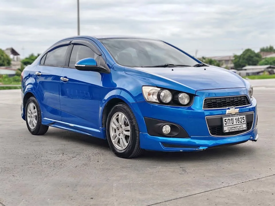 2015 Chevrolet Sonic 3
