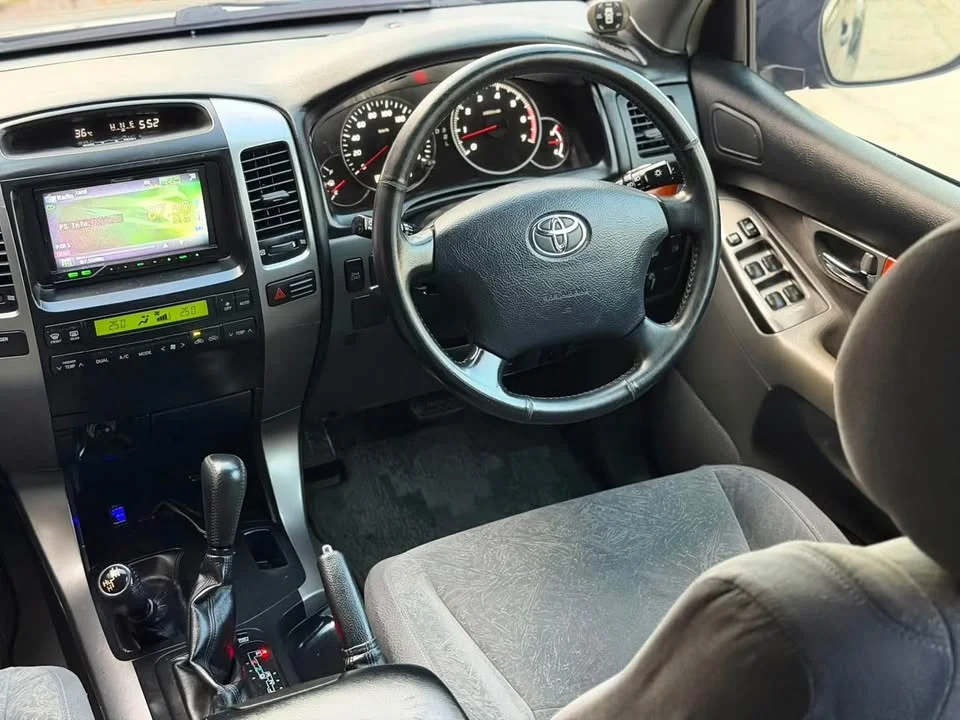 2005 Toyota Land Cruiser Prado J120 3