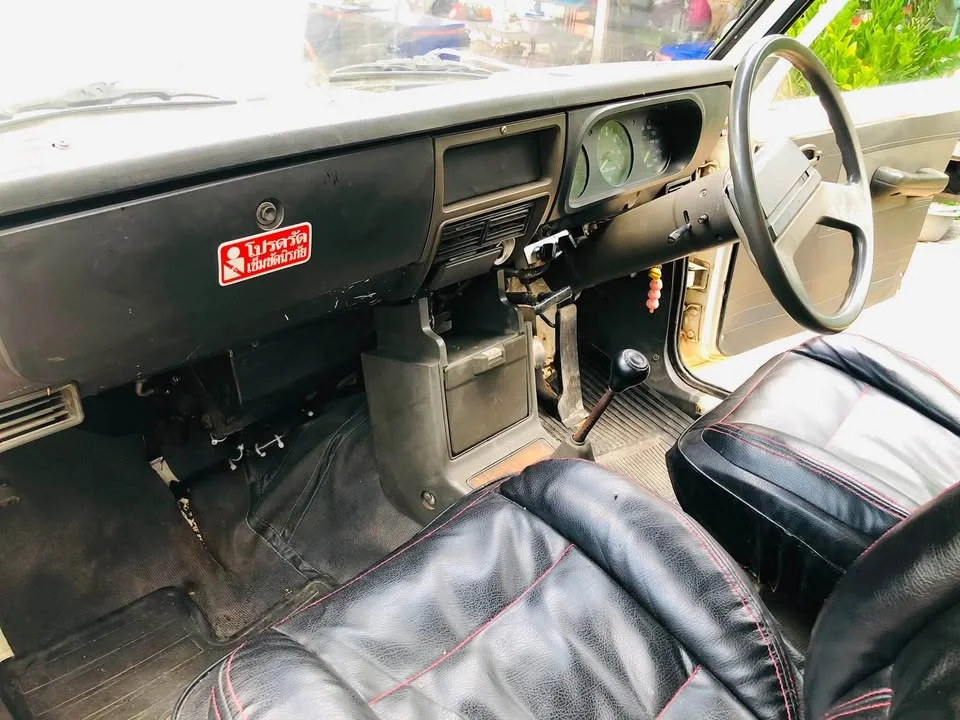 1990 Mazda B-series (Familia) III 3
