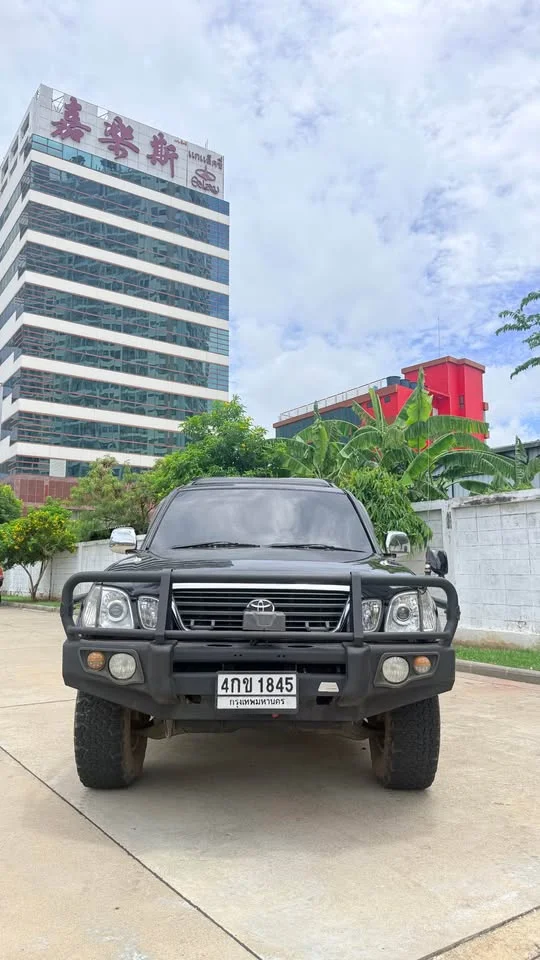 2000 Toyota Land Cruiser J100 2