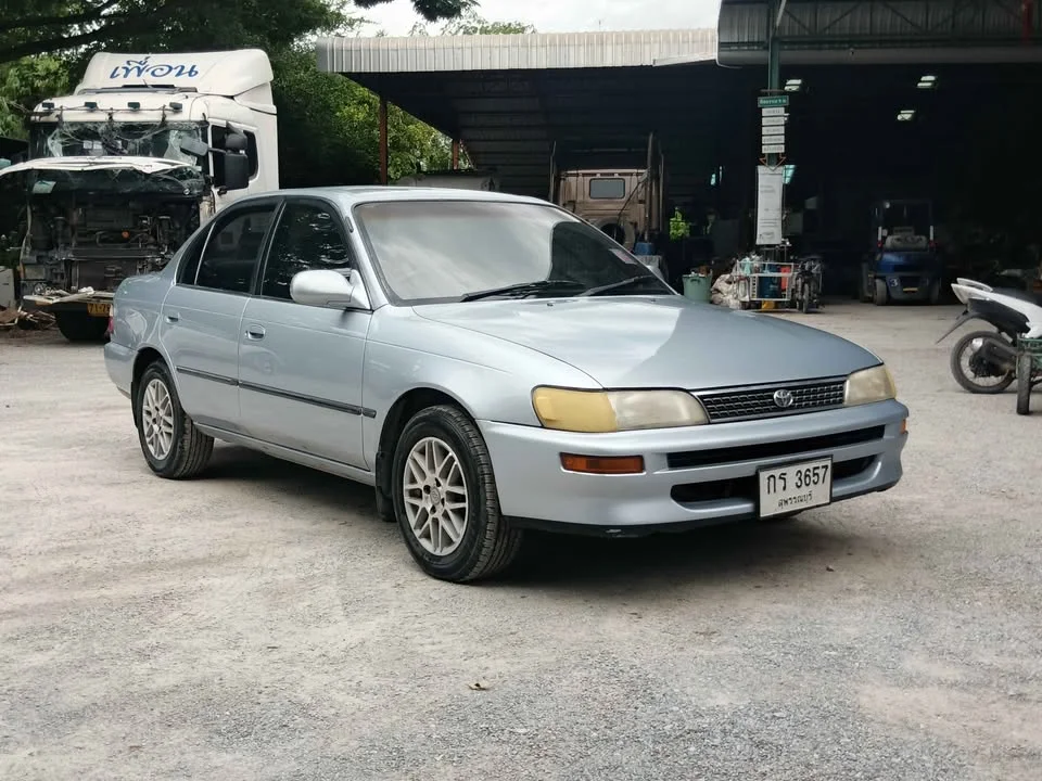 2000 Toyota Corolla Altis VII (E100) 3