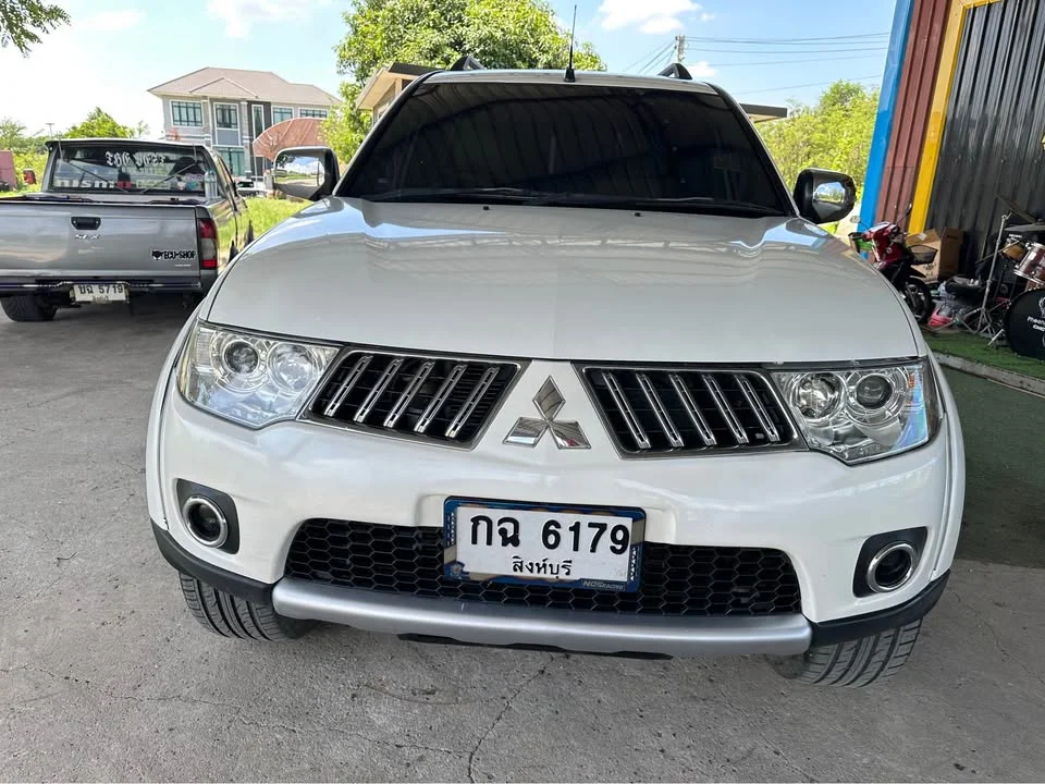 2013 Mitsubishi Pajero Sport II 3