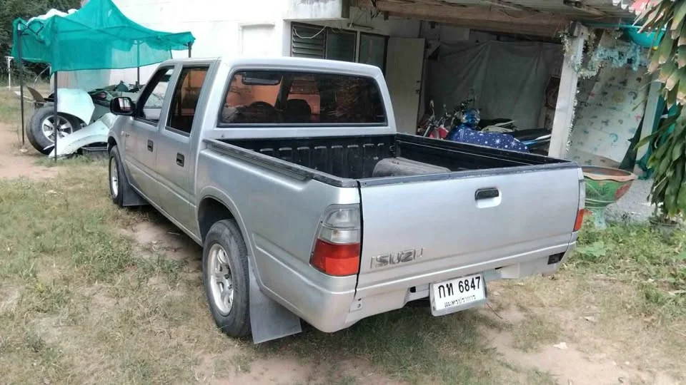 2001 Isuzu Faster Dragon Eyes III 2