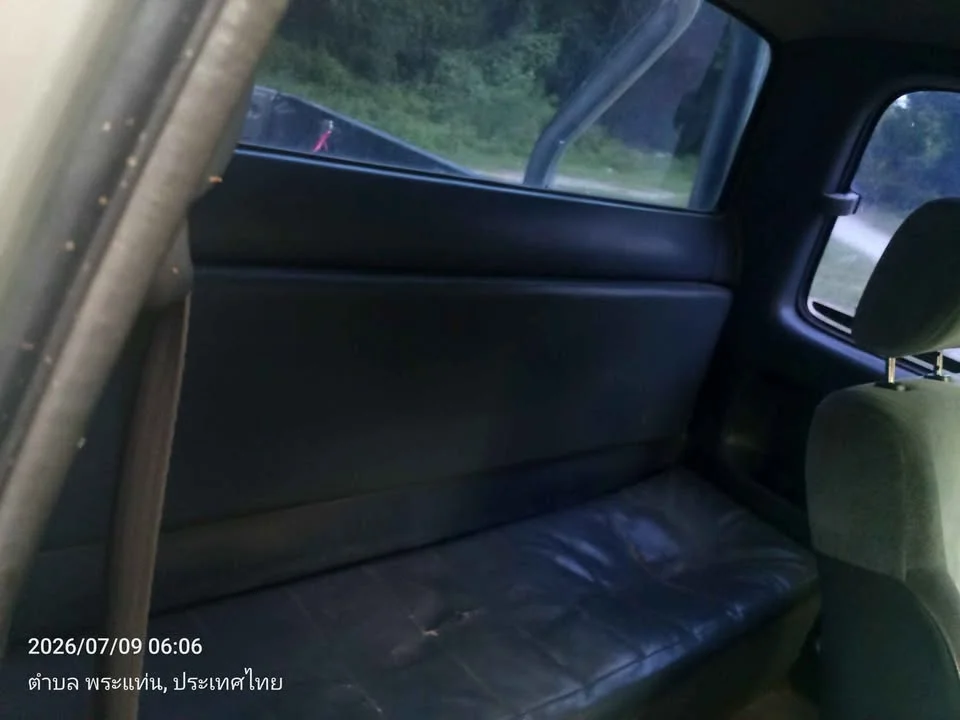 2000 Toyota Hilux Tiger VI 2