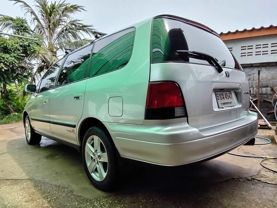 1997 Honda Odyssey I 2