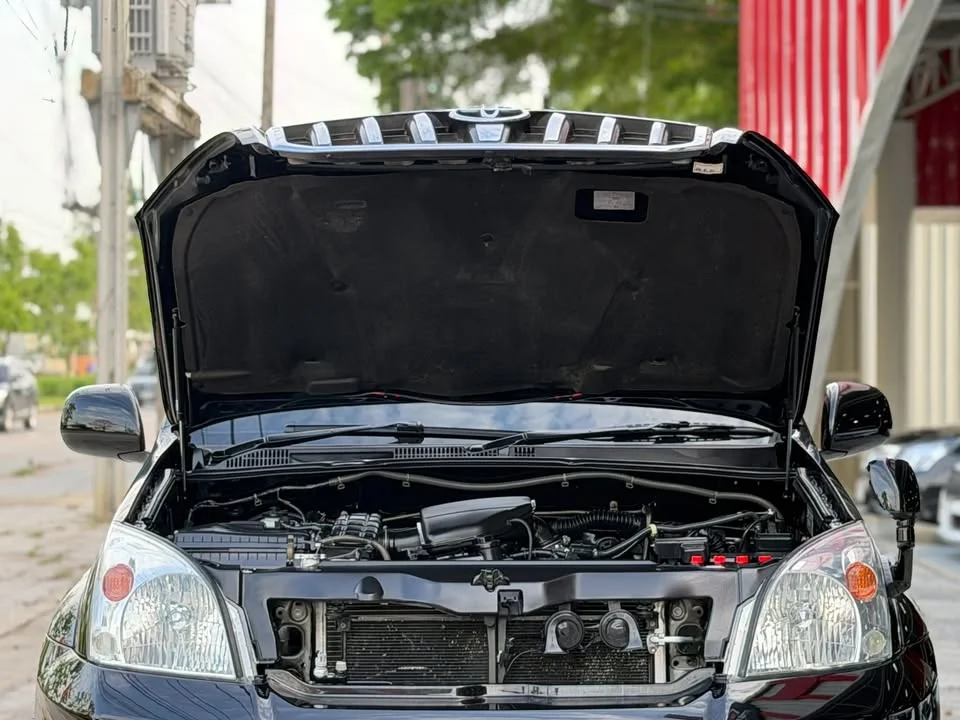 2005 Toyota Land Cruiser Prado J120 2