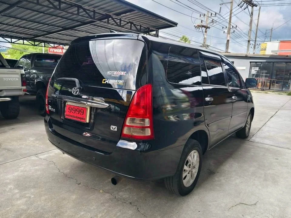 2005 Toyota Innova I 3