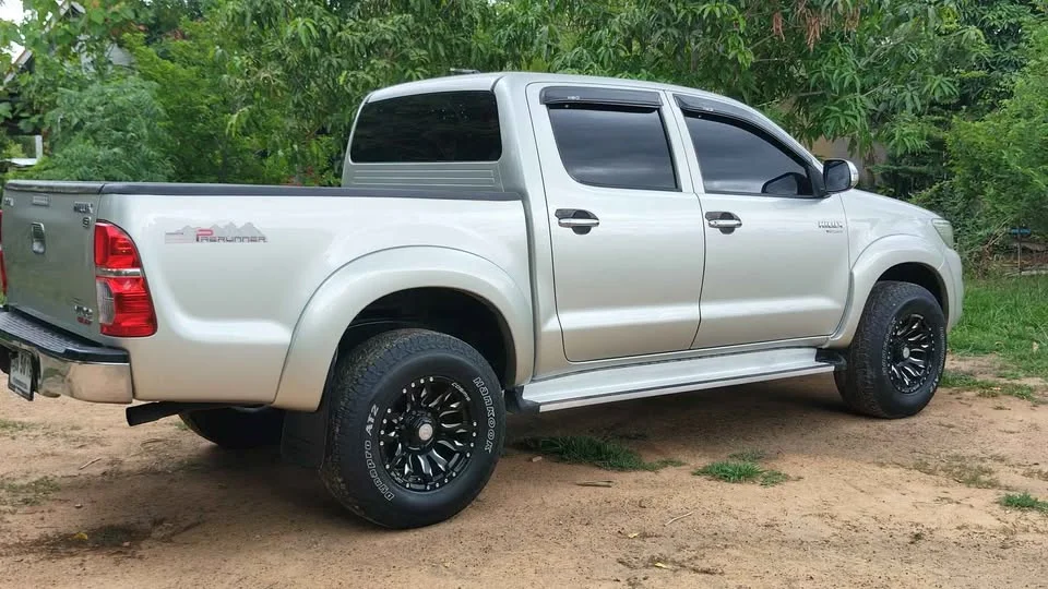2011 Toyota Hilux VII 3