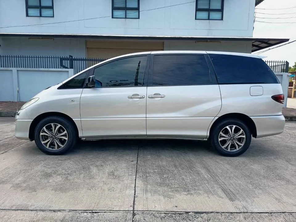 2006 Toyota Estima II 3