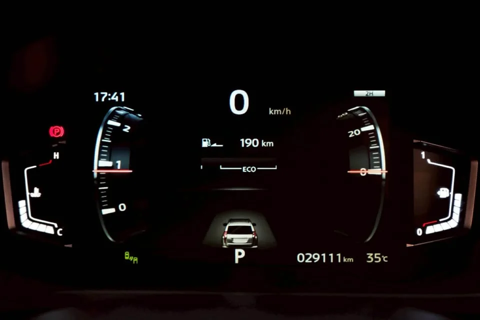 2023 Mitsubishi Pajero Sport III 2