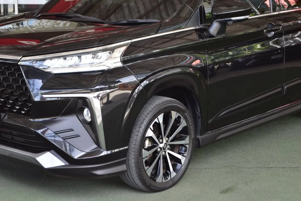 2023 Toyota Veloz III 2