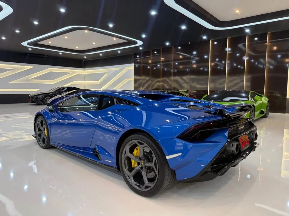 2024 Lamborghini Huracan 3