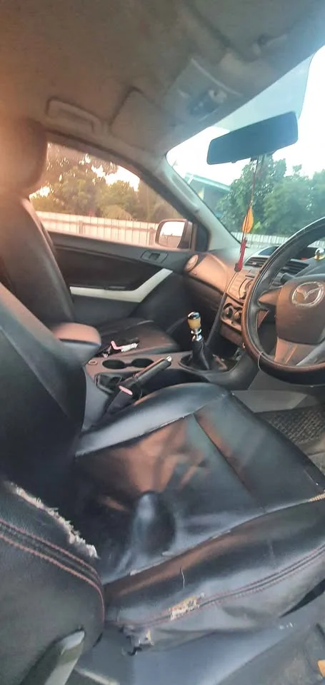 2012 Mazda BT-Series II 2