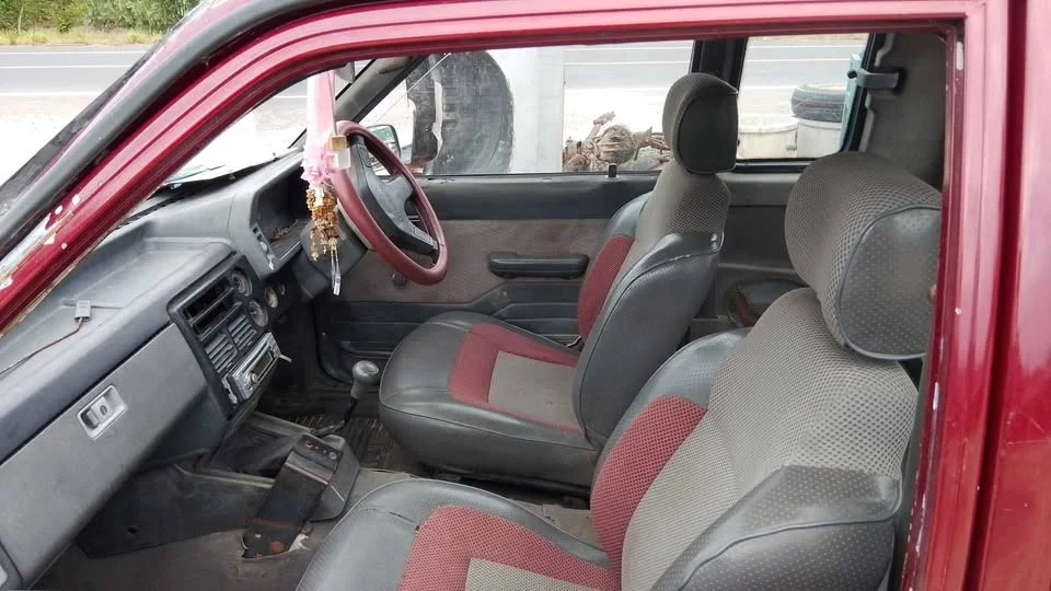 2005 Mazda B2500 IV 2